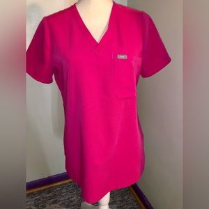 FIGS Bright Pink Scrub Set (SMALL)